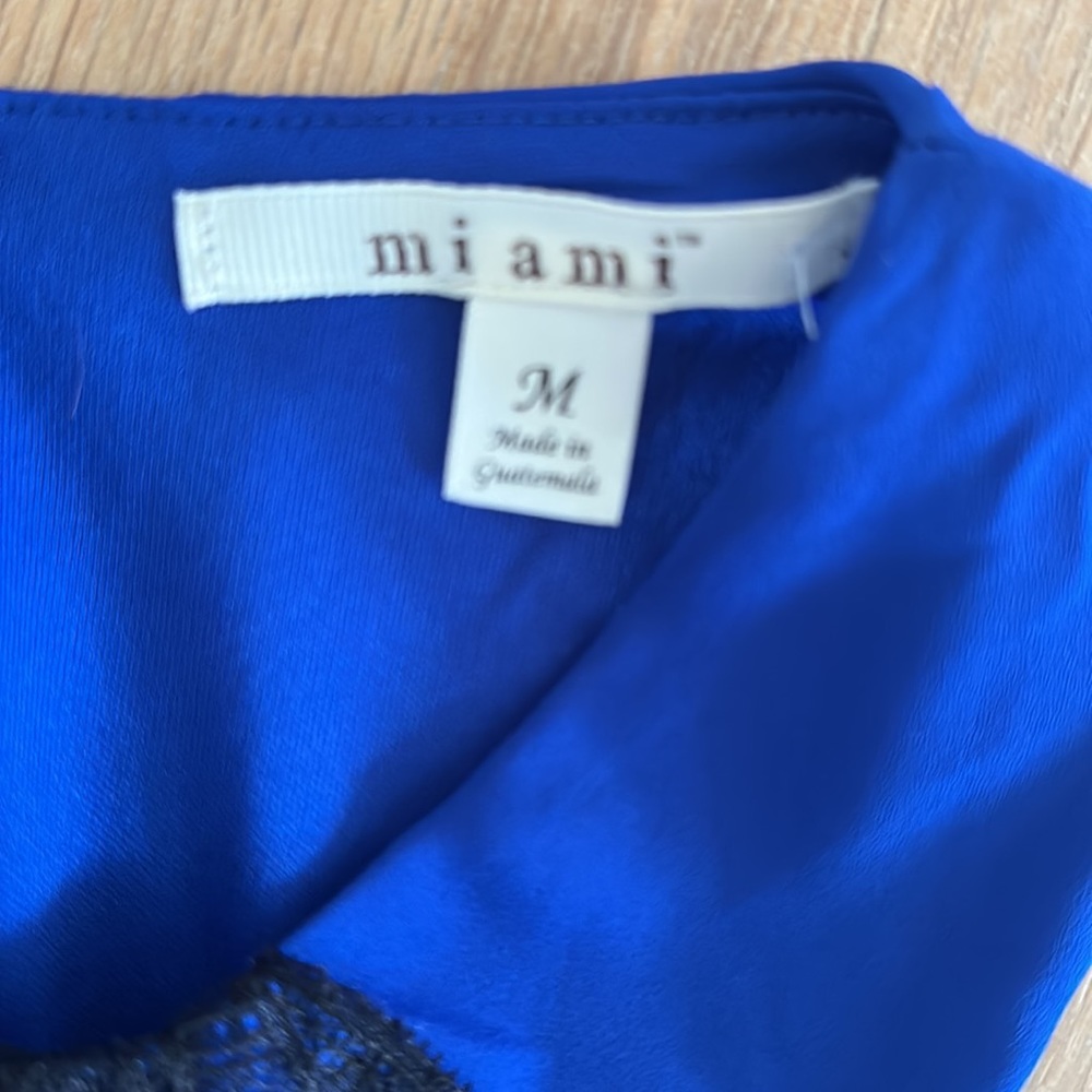 Blue dress - Picture 2 of 3
